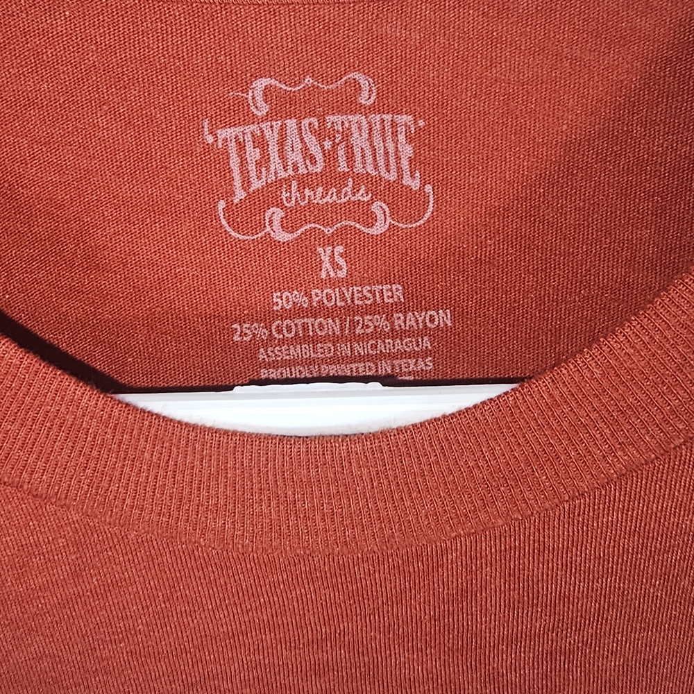 Rust Red 'Howdy' Graphic Tee - Picture 3 of 3